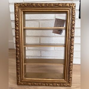 (NWT) Urban Outfitters Florence Figurine Large Gold Decorative Wall Shelf